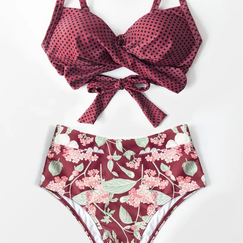 Cupshe Bikini - Picture 2 of 3